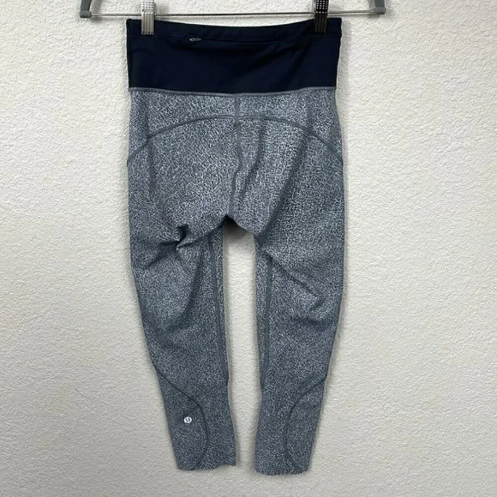 Lululemon Run The Day Crop 23